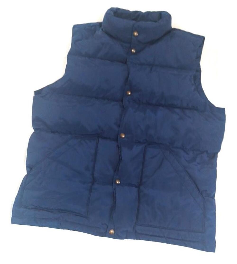 Lands End Men Blue Puffer Vest Sz L Snap Down Filled Front Pockets Outdoor